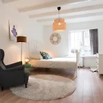 Romance Амстердам
